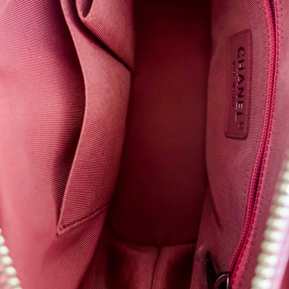 NEW 😍 CHANEL GABRIELLE SMALL HOBO BAG - Picture 10 of 11